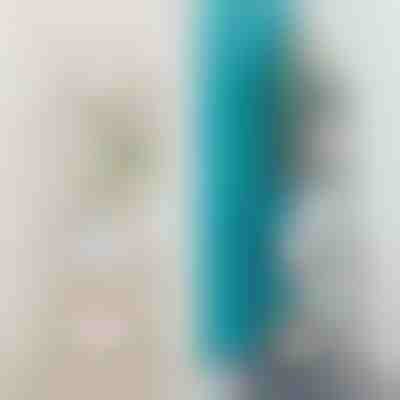 Elegantní rohová police | SHELVIA